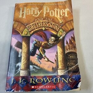 Harry Potter and the Sorcerer's Stone by J. K. Rowling (1999, Mass Market)